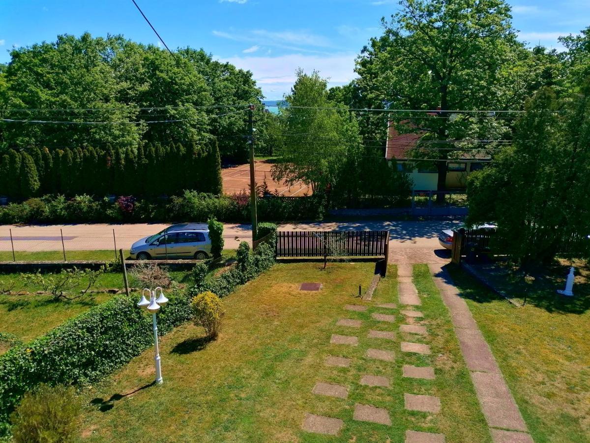 Villa Felicia 벌러톤세페즈드 외부 사진